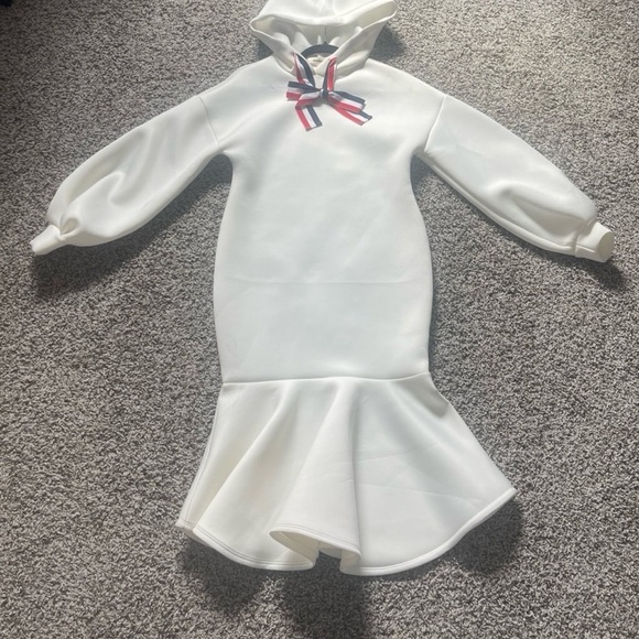 Boutique Monaco Dress - Picture 3 of 9